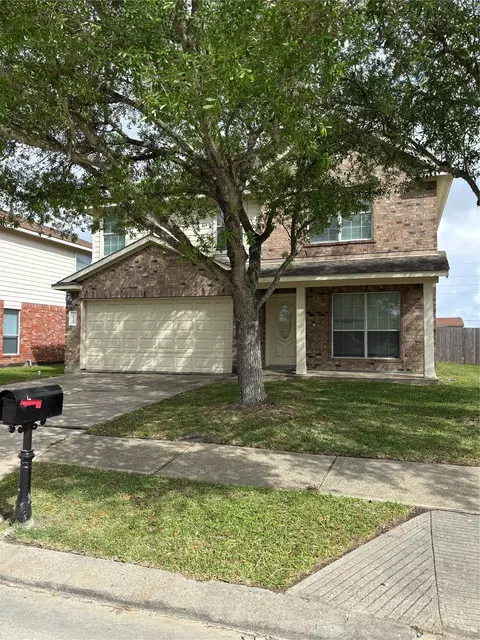 10523 Evergreen St, Baytown, TX 77523