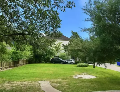 5219 Schuler St, Houston, TX 77007