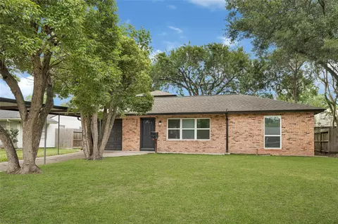 3809 Sherbrooke Rd, Pasadena, TX 77503