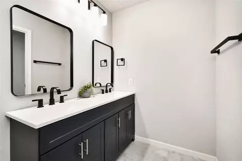 Bath - 22603 Deville Dr, Katy, TX 77450 photo 2 of 3