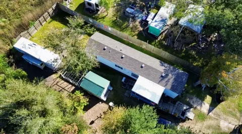 333 9th St, San Leon, TX 77539