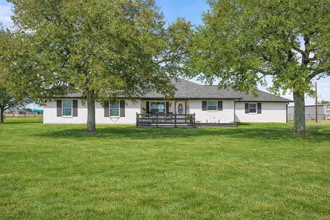 10550 Brinkmeyer Rd, Needville, TX 77461