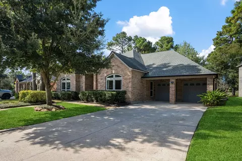 8223 Malardcrest Dr, Humble, TX 77346
