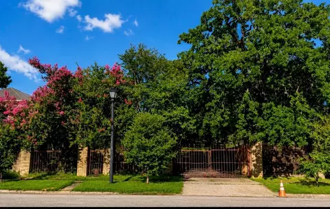 1420 Allston St, Houston, TX 77008