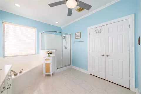 Bath - 24902 Millers Ln, Katy, TX 77493 photo 3 of 4