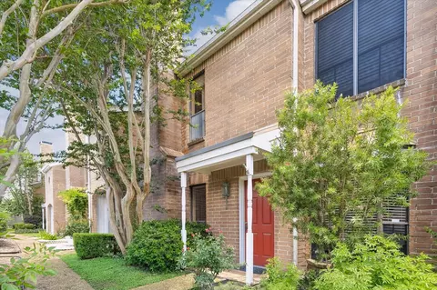 12550 Piping Rock Dr #10, Houston, TX 77077