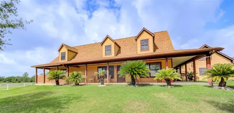 8204 S Humble Camp Rd, Dickinson, TX 77539