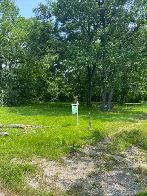 8327 Charlesmont St, Houston, TX 77078
