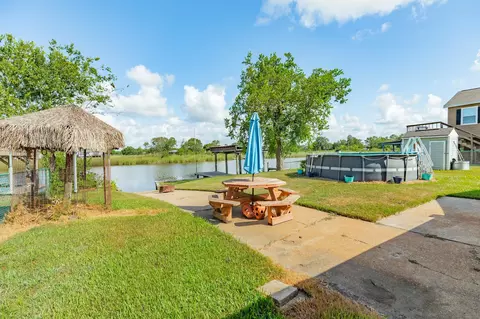 Exterior - 139 Bastrop Beach Rd, Angleton, TX 77515 photo 3 of 8
