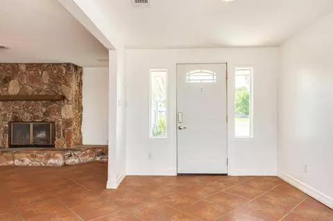 Entry Way - 139 Bastrop Beach Rd, Angleton, TX 77515 photo 1 of 1