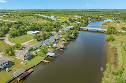 View/Area - 139 Bastrop Beach Rd, Angleton, TX 77515 photo 6 of 13