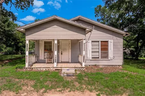 2719 Old Houston Rd, Huntsville, TX 77340