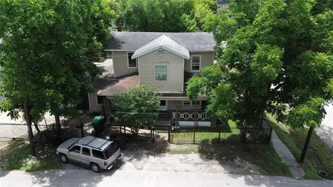 1502 Lee St #5, Houston, TX 77009