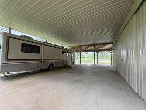 4680 County Road 611, Angleton, TX 77515 photo 6