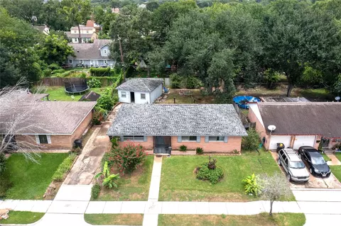 4214 Knotty Oaks Trl, Houston, TX 77045