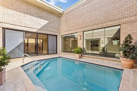 15600 Barkers Landing Rd #14, Houston, TX 77079