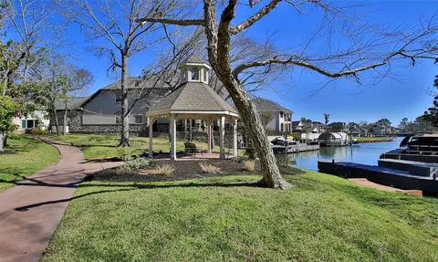 26 Winthrop Harbor Ct, Montgomery, TX 77356