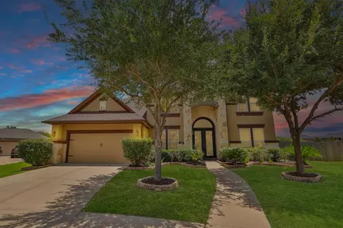 4403 Fawn Hill Ct, Sugar Land, TX 77479