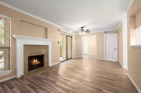 3500 Tangle Brush Dr #102, Spring, TX 77381 photo 2