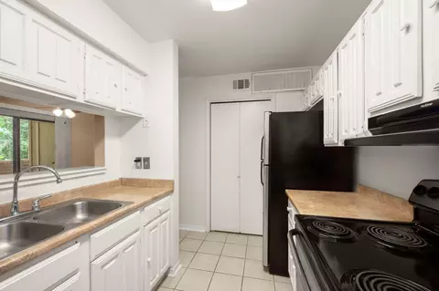 3500 Tangle Brush Dr #102, Spring, TX 77381 photo 8