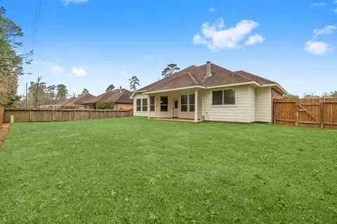 Exterior - 638 Spring Forest Ct, Conroe, TX 77302 photo 4 of 4
