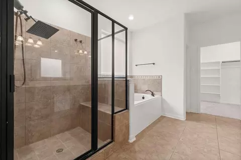 Bath - 638 Spring Forest Ct, Conroe, TX 77302 photo 1 of 3