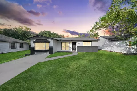 2926 Knotty Oaks Trl Trl, Houston, TX 77045