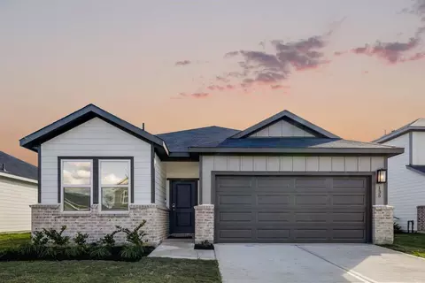 135 Daylight Crest Dr, Crosby, TX 77532