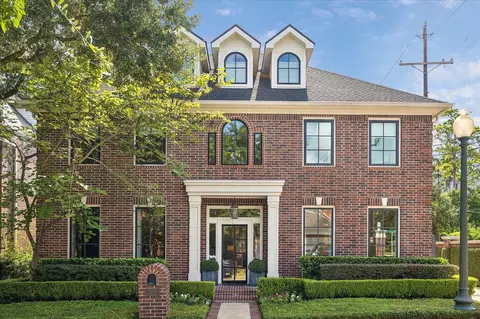 11802 Village Park Cir, Houston, TX 77024