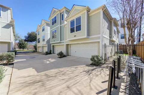 1838 Wheeler St, Houston, TX 77004
