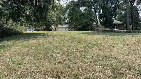 28102 Linda Ln, Tomball, TX 77375