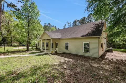 1290 Spring Ridge Rd, Coldspring, TX 77331