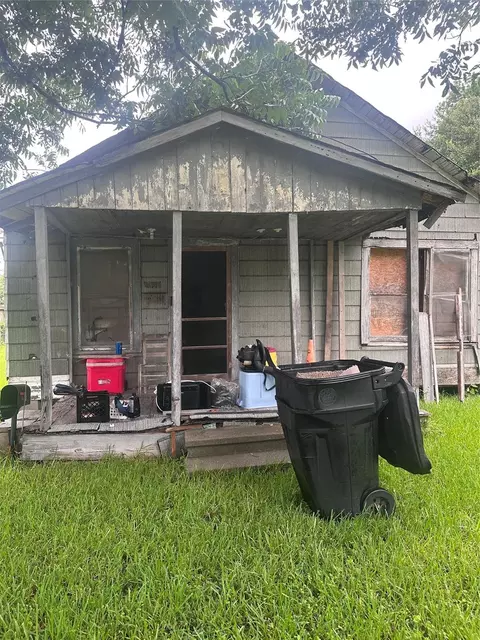 3615 Crandon St, Houston, TX 77026