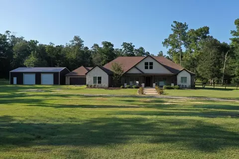 2210 Fm 82 W, Kirbyville, TX 75956