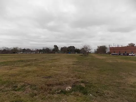 2619 Red Blf, Pasadena, TX 77506 photo 7