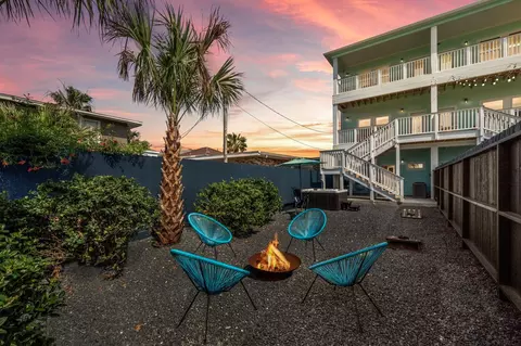 2307 Bernardo De Galvez Ave, Galveston, TX 77550