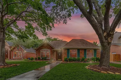 7603 Shangrila Ln, Houston, TX 77095