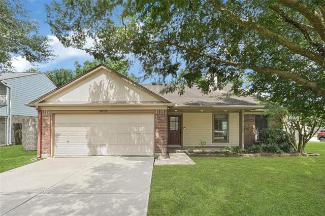 4002 Spring Forest Dr, Pearland, TX 77584
