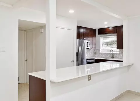 7900 Westheimer Rd #147, Houston, TX 77063