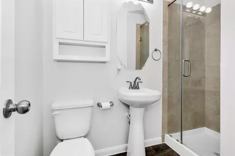 Bath - 15134 Austin Rd, Willis, TX 77378 photo 1 of 2