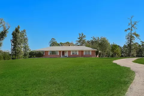 7185 State Highway 75 S, Huntsville, TX 77340