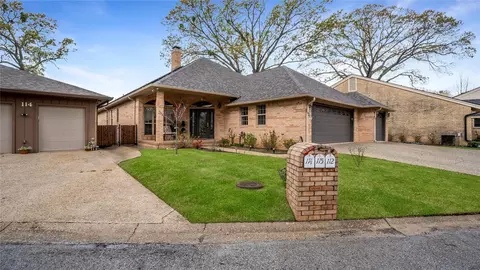 112 Jason Ct, Bullard, TX 75757