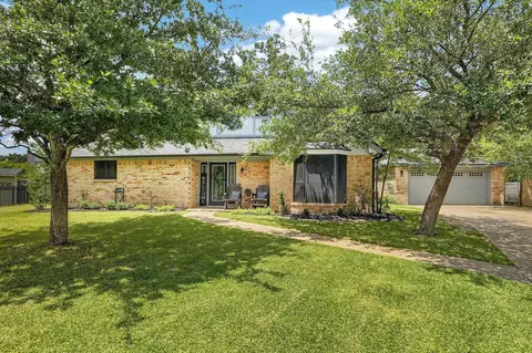 4105 Coventry Ct, Bryan, TX 77802