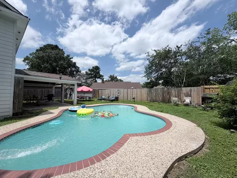 Exterior - 4926 Temple Bell Dr, Spring, TX 77388 photo 5 of 13