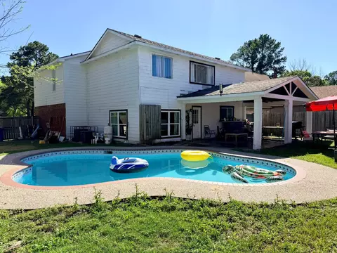 Exterior - 4926 Temple Bell Dr, Spring, TX 77388 photo 7 of 13