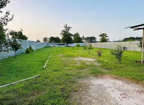 152 Road 5128, Cleveland, TX 77327