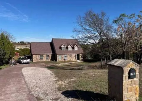 1708 Texas Dr, Glen Rose, TX 76043