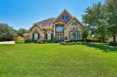 2306 Lakeway Dr, Friendswood, TX 77546