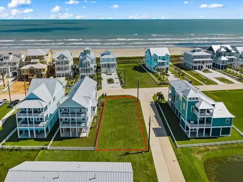 11366 Beachside Dr, Galveston, TX 77554