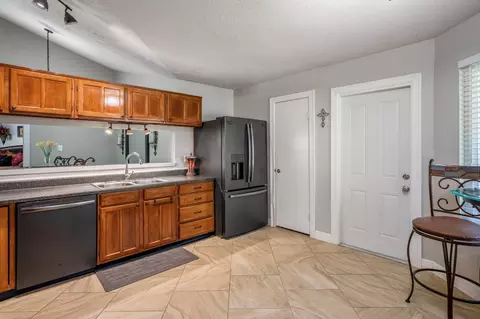 Kitchen - 4718 Fleming Downe Ln, Spring, TX 77388 photo 1 of 2